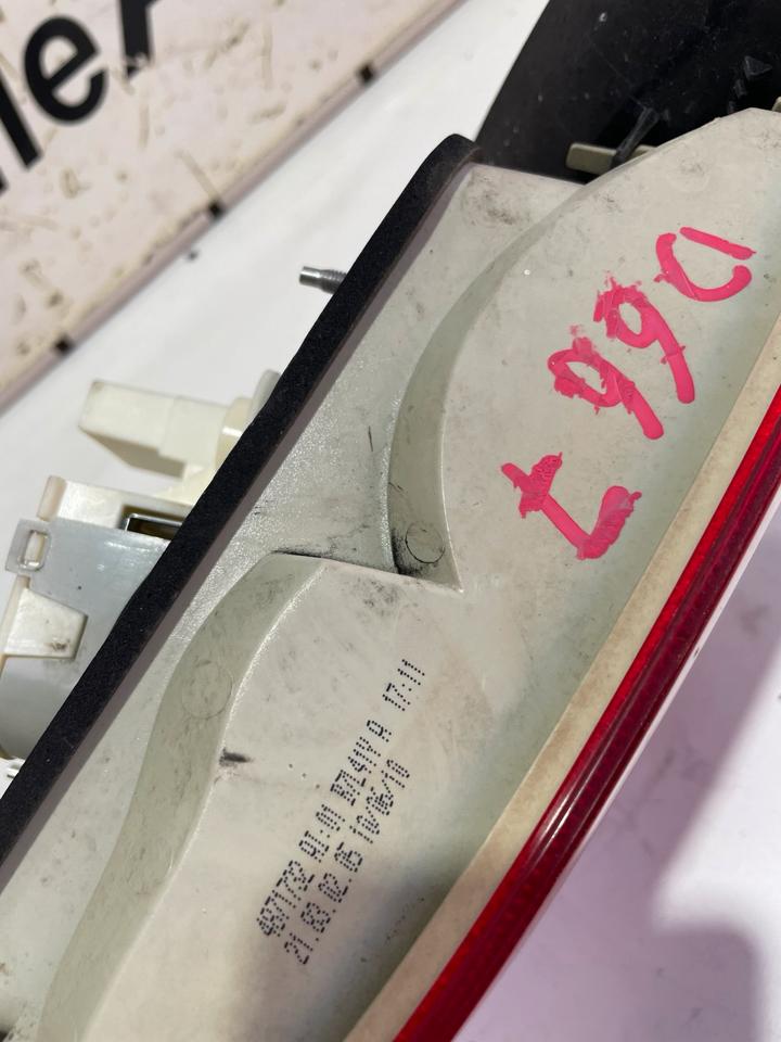 BMW 3er E90 LCI Facelift Heckleuchte Rückleuchte Hinten Links – Bild 10