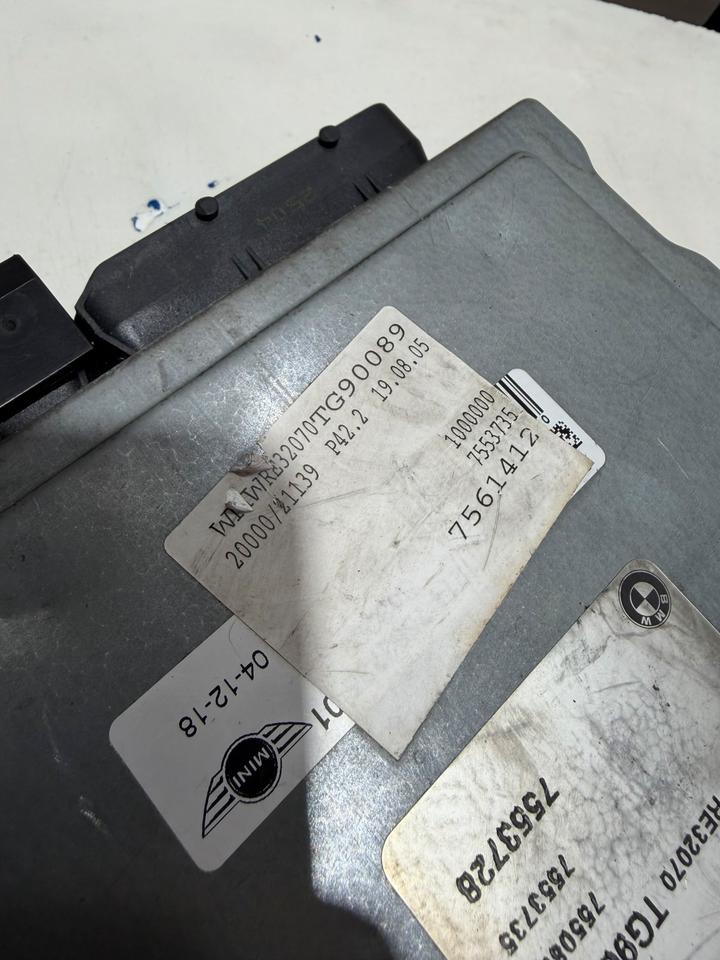 Mini Cooper R50 R52 R53 Motorsteuergerät Grundsteuergerät 7553728 – Bild 4