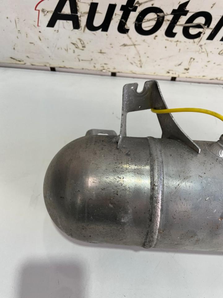 BMW 7er G11 G12 Druckspeicher Druckbehälter 6861937 – Bild 4