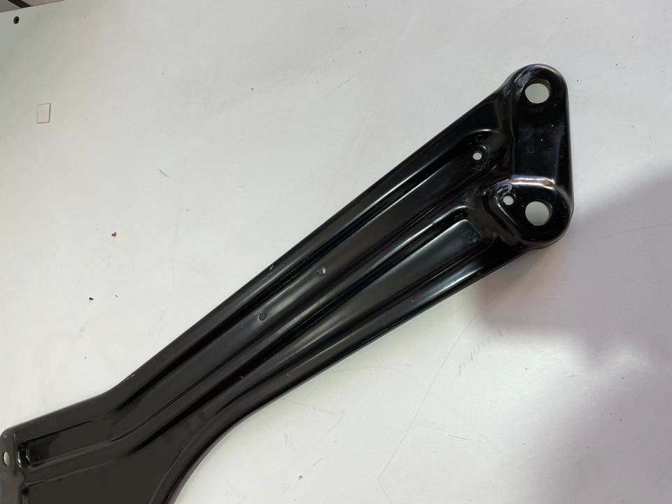 BMW Z4 G29 Verstreifung Domstrebe Strebe 7423344 – Bild 9