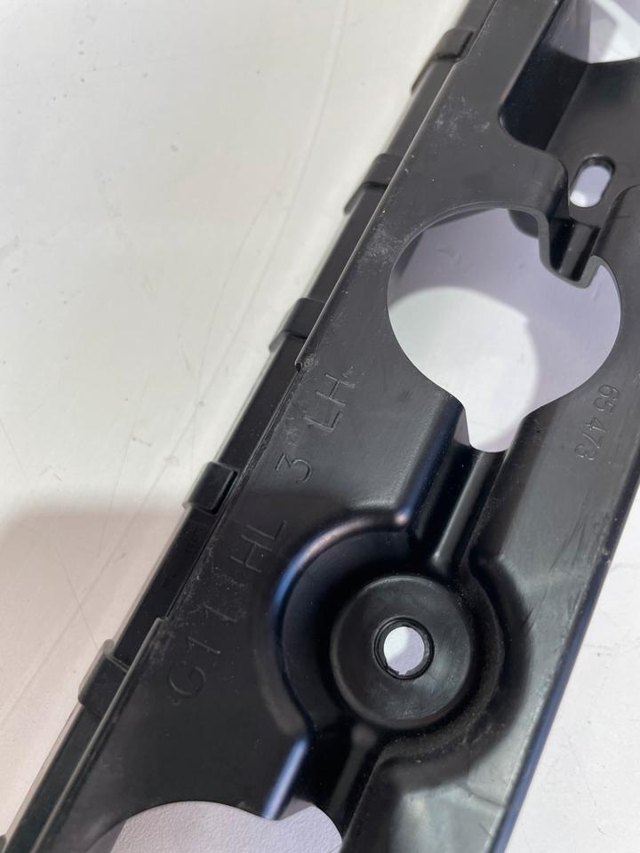 BMW 7er G11 G12 Seitenschweller Halter Träger 7357135 7357136 – Bild 6