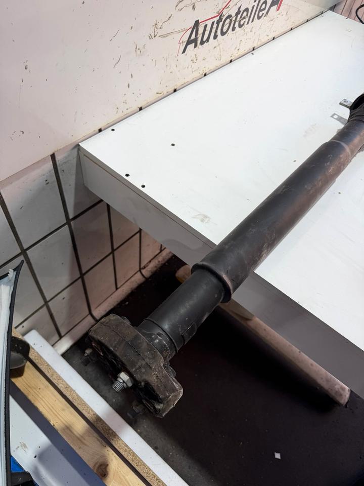 BMW 7er G11 740i Kardanwelle Gelenkwelle Vorne 8672050 – Bild 4