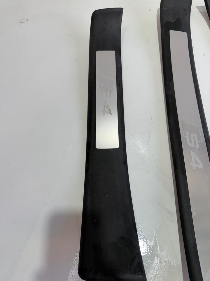 Audi S4 B6 8E Einstiegsleiste Zierleisten Vorne Hinten 8E0853376A – Bild 8