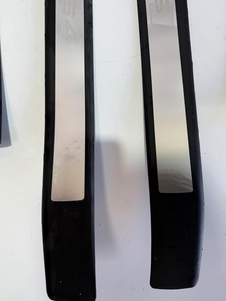 Audi S4 B6 8E Einstiegsleiste Zierleisten Vorne Hinten 8E0853376A – Bild 2