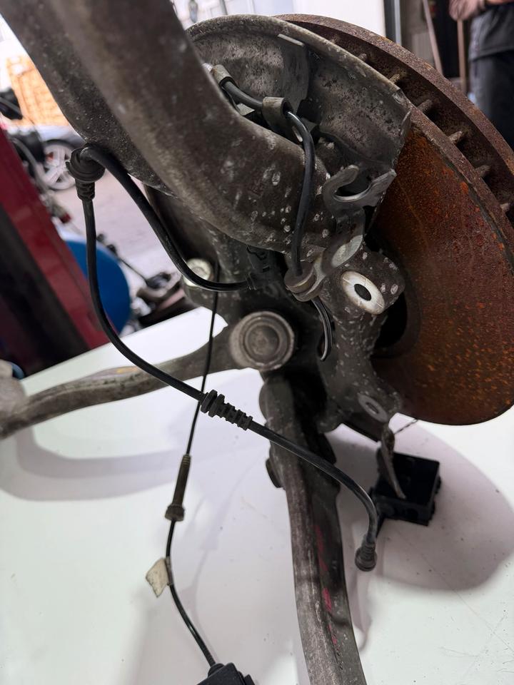 BMW 7er G11 G12 Achsschenkel Radnabe Radlager Vorne – Bild 6