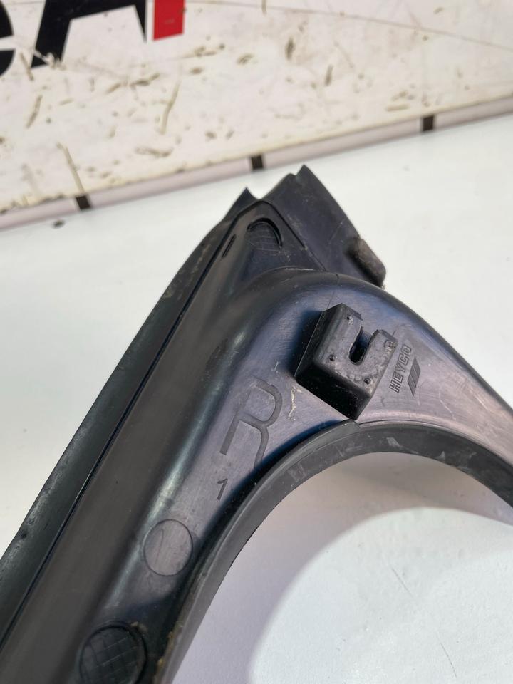 BMW 7er G11 G12 Wasserrinne Abdeckung Verkleidung 7364425 7364426 – Bild 8