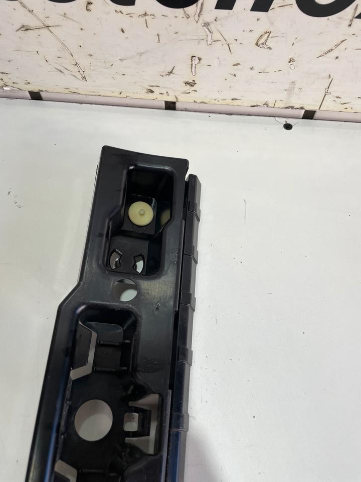 BMW 7er G11 G12 Seitenschweller Halter Träger 7357135 7357136 – Bild 11