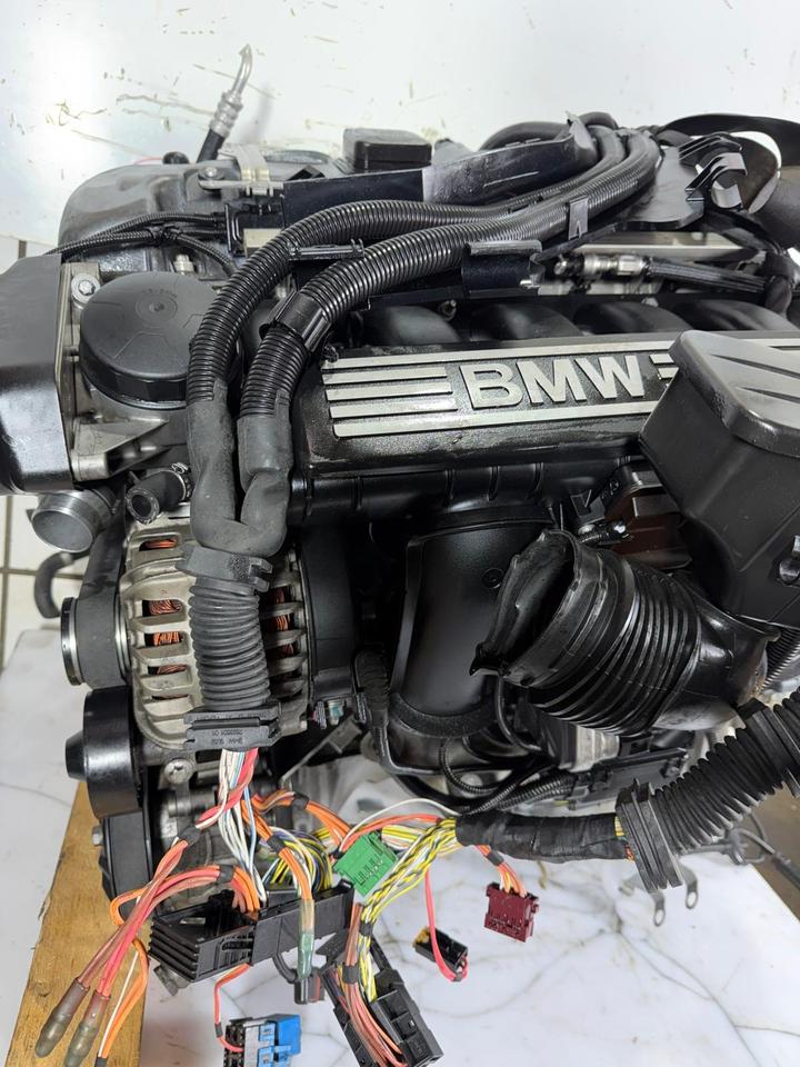 BMW 3er 5er E90 E91 E60 325i 525i 218 PS N52B25 Motor Engine – Bild 7